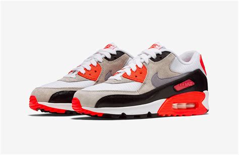 Free shipping both ways on cheap nike air max shoes from our vast selection of styles. La Nike Air Max 90 Infrared OG fera son grand retour en 2020