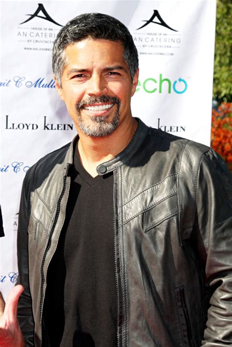 Official twitter for esai morales #actor #director #producer & #musician ig @esai_morales esai morales ретвитнул(а) art takingback. Esai Morales Welcomes Baby Girl