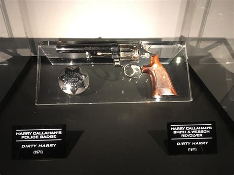 Dirty Harrys Badge And Revolver 1971 Rnostalgia