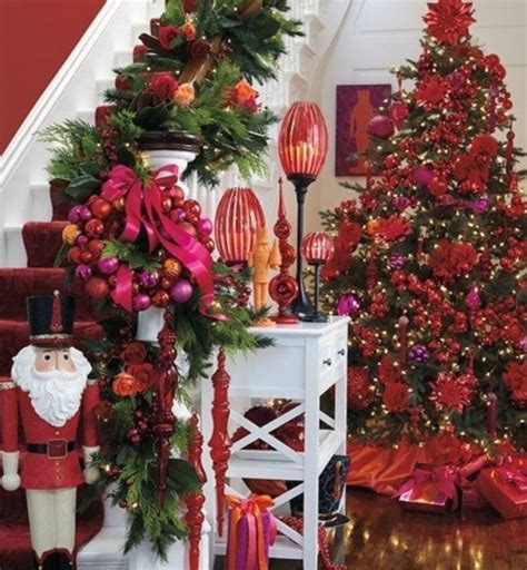 Top 10 Hottest Christmas Trends To Be In 2023 Red Christmas Tree