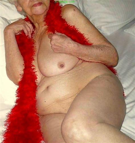 Agandm119 In Gallery Awesome Grannies And Matures Ii Picture 59