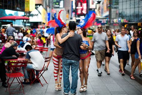 The Desnudas Of Times Square Topless But For The Paint The New York