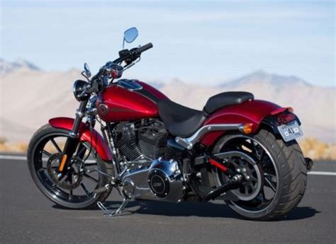 Harley davidson street bob features. New Harley-Davidson Breakout and Street Bob Special ...