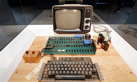 Apple 1 Поколение Telegraph