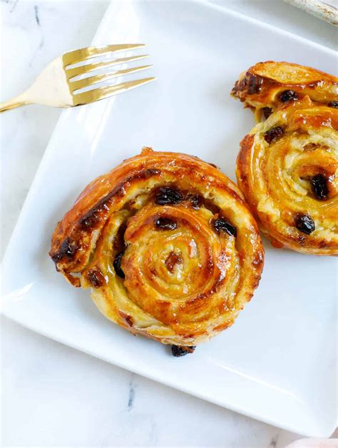 Easy Pain Aux Raisins Using Puff Pastry Cookin With Mima