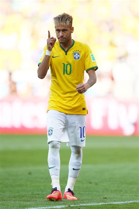 Football Player Neymar Jr Hd Photos Neymar Backgrounds Brazil Flag