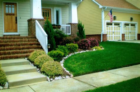 Simple Landscaping Ideas For Front Of House