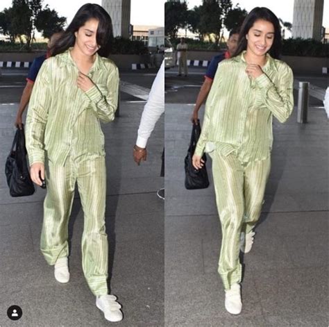 Shraddha Kapoors Airport Looks Mirror The ‘girl Next Door Theme Lifestyle Gallery News The