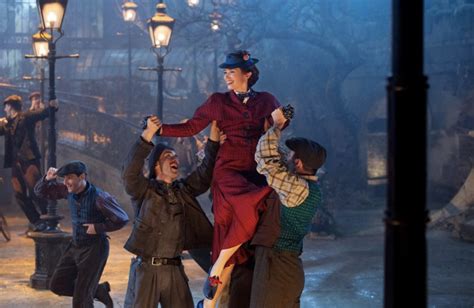 emily blunt goes full mary poppins in new sequel trailer
