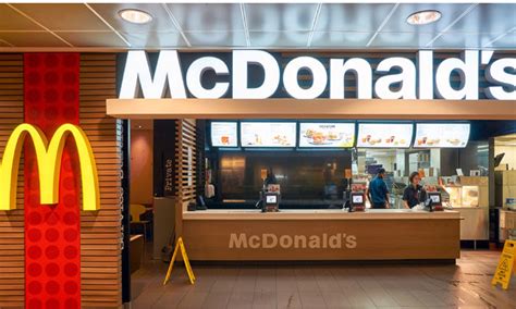 Were only 2 outlet store in 1996. McDonald's sells Singapore and Malaysia franchise | Human ...