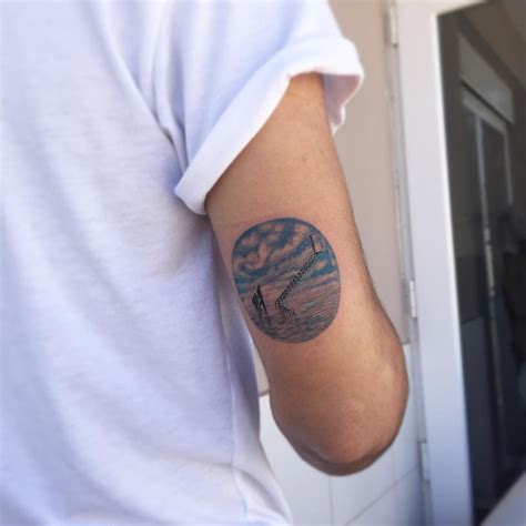 Flash tattoo ile evde geçici dövme yapma en kolay dövme yöntemlerinden biri de flash tattoo. Erkek Dövme çizimleri - koolaoiw