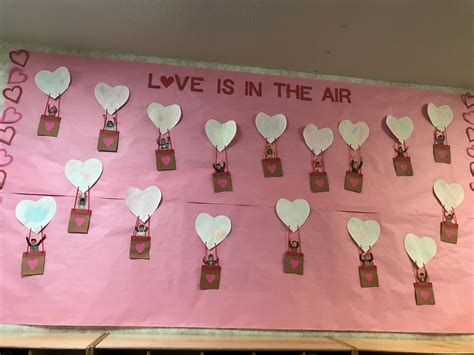 Pin By Monica Campbell On Bulletin Boards Valentines Day Bulletin
