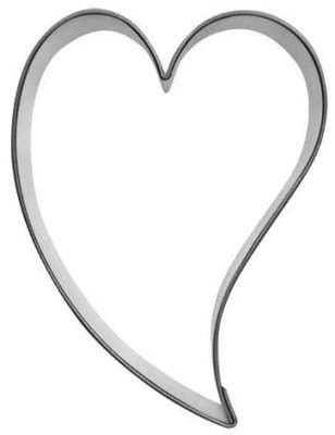 Das herz steht für die liebe und sollte beim emotionalsten moment des lebens, der hochzeit, nicht fehlen. hjärta snett S - 6,5 cm - Hjärtan & Stjärnor - Formina.se