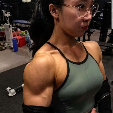 🇳🇵🇳🇵🇳🇵 5 body building women muscle women big muscles