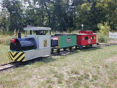 They run on batteries instead of steam, making them easy to operate. Backyard Railroad Hydraulic Locomotive Build Tips | Ride ...