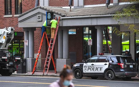 Signs Installed At New Downtown Spokane Police Precinct Oct 16 2020