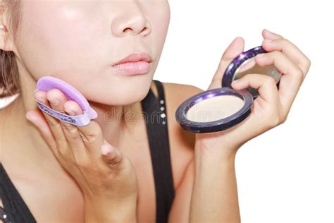 Woman Applying Powder On Face Stock Image Image Of Face Blusher