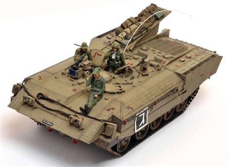 Meng Kit Noss 003 Israel Heavy Armoured Personnel Carrier Achzarit