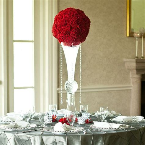 Trumpet Vase Centerpieces In Fronthouse