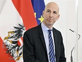 Neuer Arbeitsminister Martin Kocher wird angelobt - Politik - VIENNA.AT