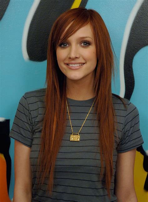 Ashlee Simpson With Images Hair Styles Razored Haircuts Long Hair