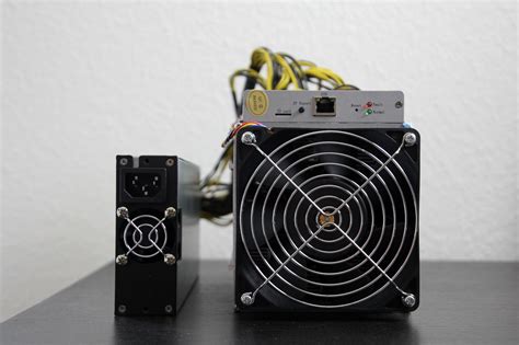 Bitcoin mining software is necessary to connect bitcoin miners to the blockchain and your bitcoin. Top 5 Tips for Profitable Bitcoin Mining in 2020 - Crypto ...