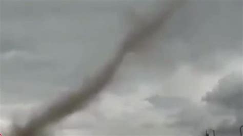 Video Un Escalofriante Tornado Que Azotó Mendoza