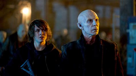 The Strain Series Finale Explained Carlton Cuse Interview