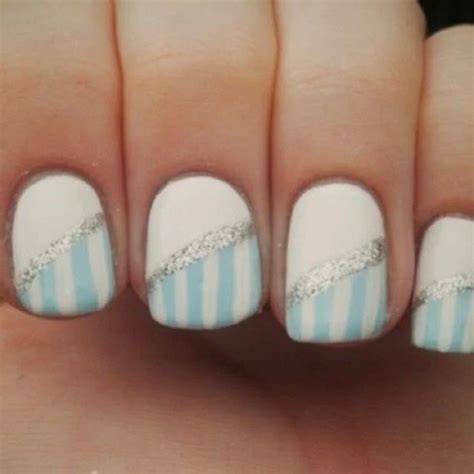 70 Gorgeous Striped Nail Art Designs And Ideas You Need To Try Right