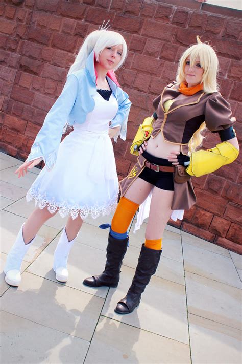 Weiss And Yang Cosplay Manchester Expo 2014 By Littlegeeky On Deviantart
