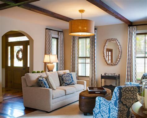 Neutral Tones Creates A Timeless Style In A Cozy Cottage Living Room