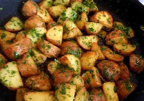 Pirított petrezselymes új krumpli Krisztina receptje Cookpad receptek