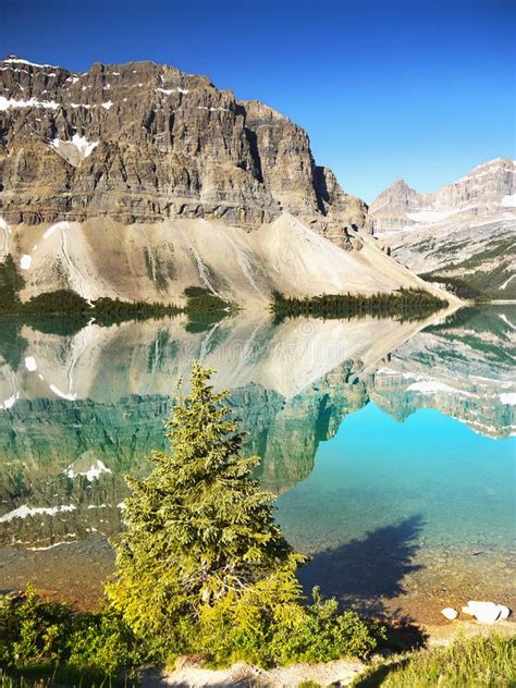 Beautiful Moraine Lake Canadian Rockies Banff National Park Alberta