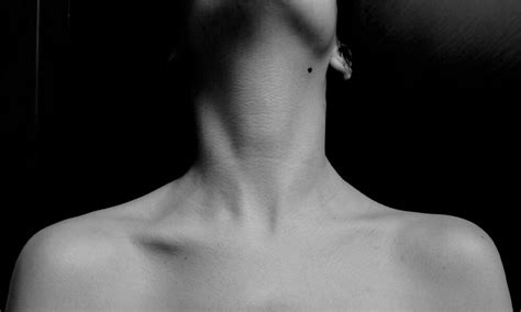 Neck Sculpting Without Surgery—heres How Its Possible Newbeauty