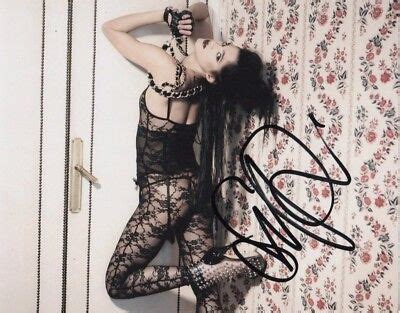 Sofia Boutella Sexy Autographed Signed X Photo Coa Ebay