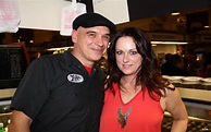 Get to Know Liz Shanahan - Michael Symon's Wife Who is a Chef | Facts ...