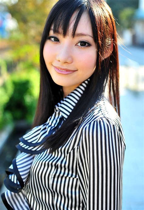 Asian Sirens · Topic Aina Yukawa 湯川愛菜