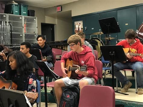 Guitar Class In The First State Nafme