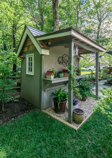 Cozy And Inviting Shed Decorating Ideas
