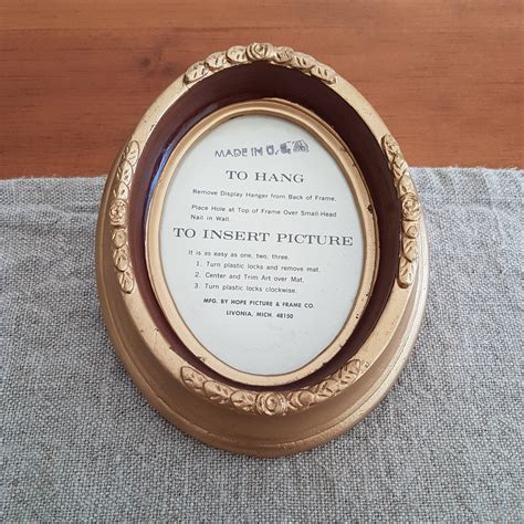 3 14 X 4 14 Ornate Gold Plastic Oval Picture Frame Hollywood