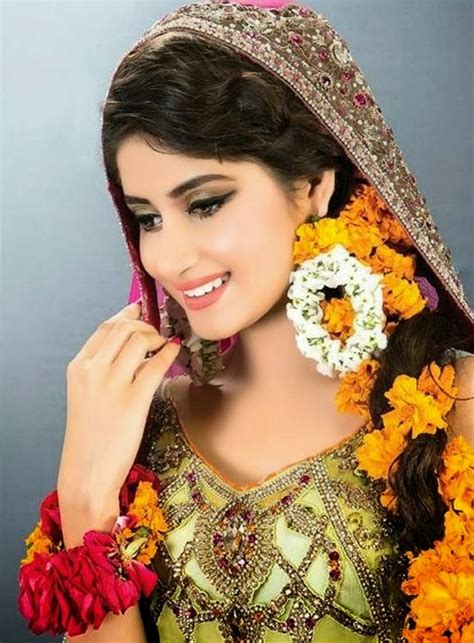 Sajal Ali Actress Hot And Sexy Hd Wallpapers Free Download Webstudy