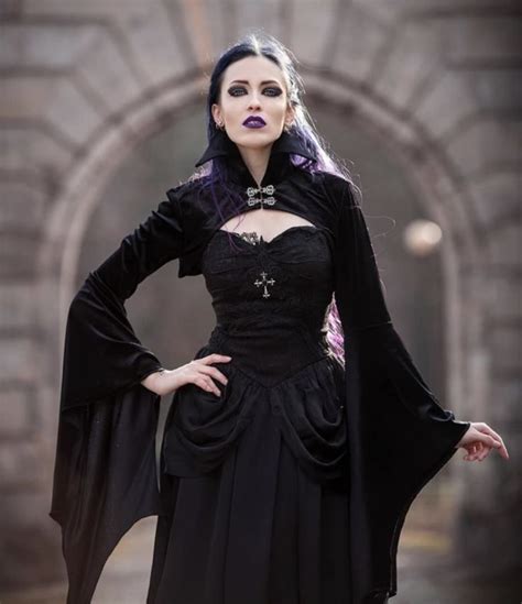 Gothic Girls Hot Goth Girls Victorian Goth Victorian Fashion Gothic Fashion Photography
