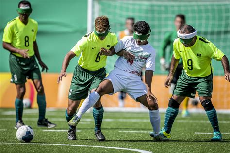 Os jogos paraolímpicos consistem em um evento desportivo, que é constituído por competições entre atletas de alto nível, desde portadores de algum tipo de . Jogos Paralímpicos Rio 2016: Futebol de 5- Brasil e Irã ...