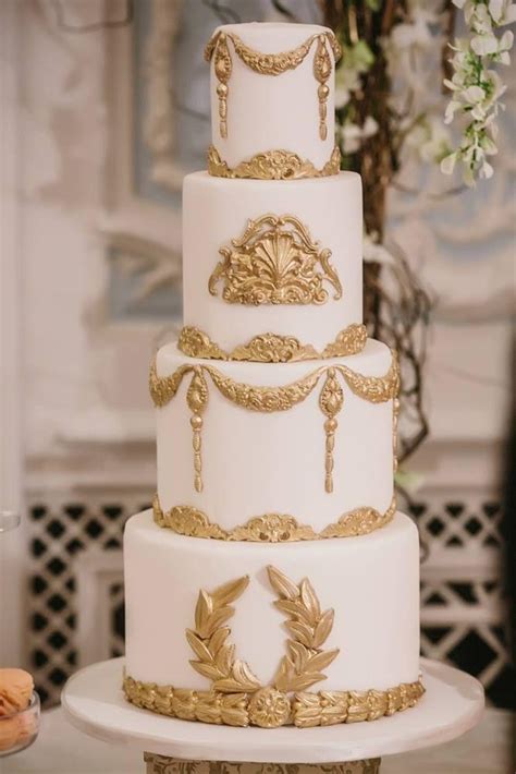 Gold Wedding White And Gold Wedding Cakes 2173547 Weddbook