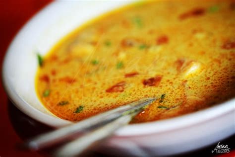 Tinorangsak or tinoransak is an indonesian hot and spicy meat dish that uses specific bumbu (spice mixture) found in manado cuisine of north sulawesi, indonesia. Resep : Soto Tangkar Khas Betawi - kumparan.com