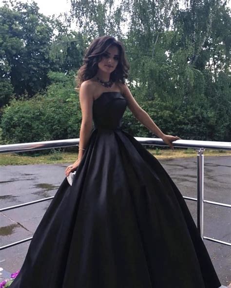 Strapless Bodice Satin Prom Ball Gown Dresses Floor Length Black Prom