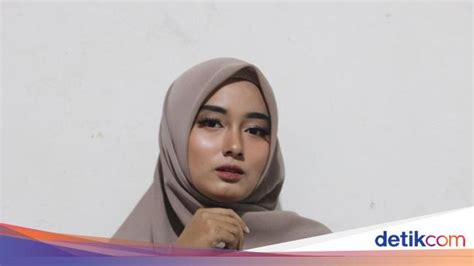Delvi Si Rocker Pemenang Sunsilk Hijab Hunt 2019 Di Padang