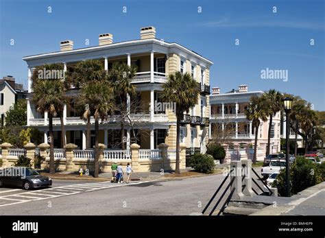Historic Homes Along The Battery And East Bay Street In Charleston