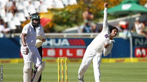 Saeed Ajmal Pakistan Spinner Banned Over Bowling Action Bbc Sport