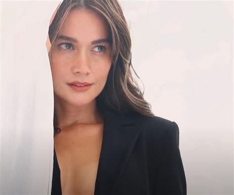Getting Out Of Her Comfort Zone Bea Alonzo Sizzles As The New Tanduay Calendar Girl Pinoyfeeds